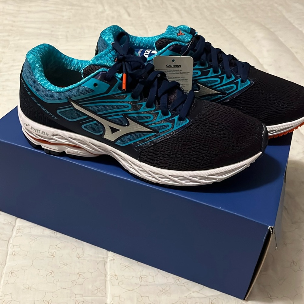 Mizuno Wave Shadow Neutral Running Shoes